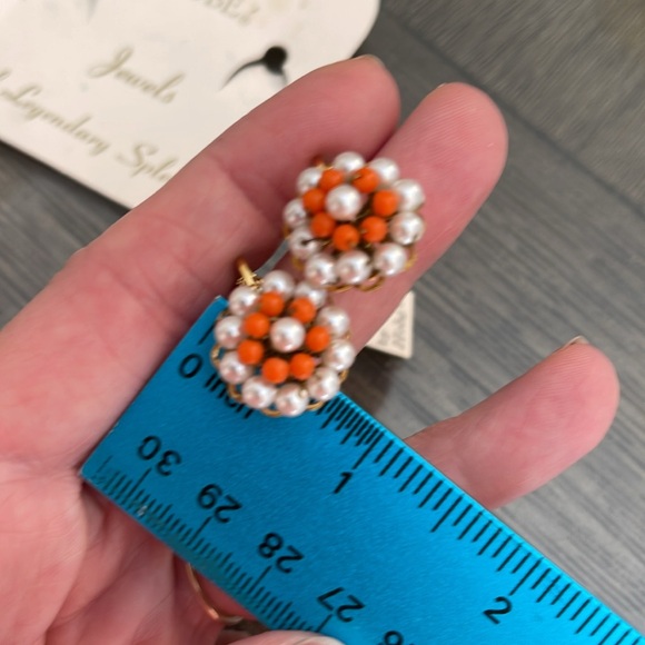 Vintage Hobe Orange and White Beaded Necklace and Clip Earring Set with Tags - Picture 9 of 17
